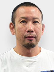 舘泰守