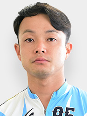 山崎翼
