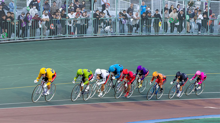 【広島競輪G3予想】初日特選、二次予選の予想屋たちの買い目は？見解、予想印？｜ひろしまピースカップ2024